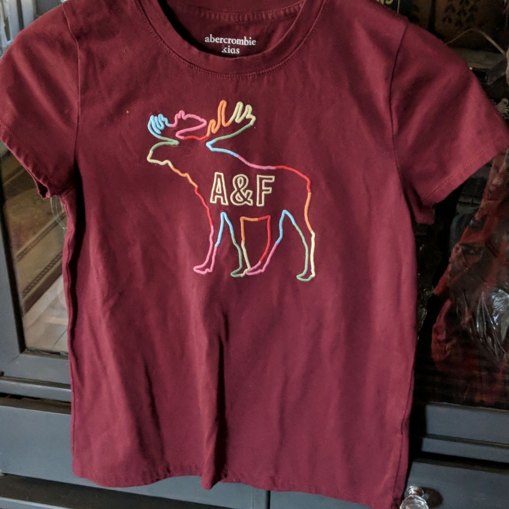 Abercrombie kids tee shirt
